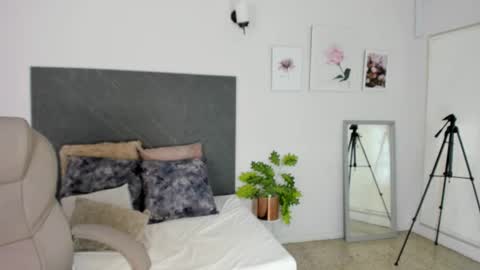 Tati Saldarriaga online show from November 7, 2025, 10:59 am