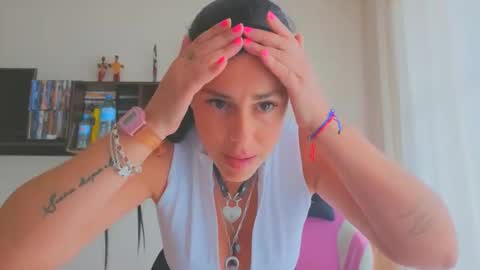 tatiana2224 online show from May 26, 2026, 8:54 am