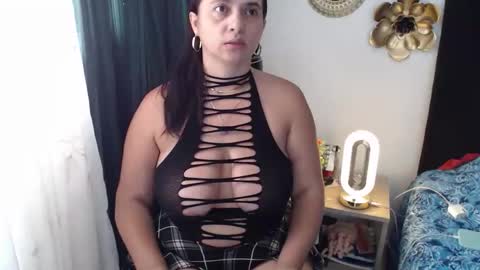 tatiana_monteros online show from March 25, 2026, 9:10 pm