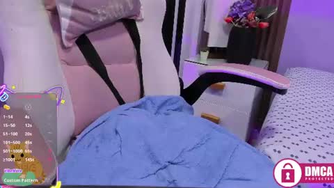 i am tatiana  online show from July 21, 2026, 2:08 pm