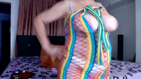 tatiana giraldo online show from July 15, 2026, 11:54 pm
