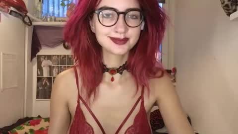 Snapshot of tatianaromanova chatting on October 21, 2025, 3:35 pm Tatiana online show from October 21, 2025, 3:35 pm