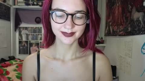 Tatiana online show from December 3, 2025, 7:34 pm