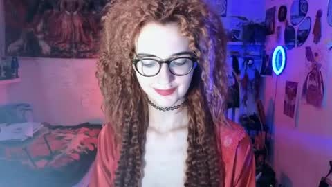 Tatiana online show from April 12, 2026, 7:52 pm