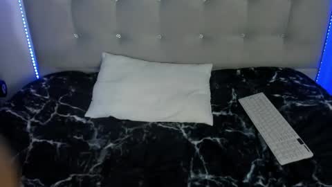 tatianasquirthot online show from May 14, 2026, 8:15 pm