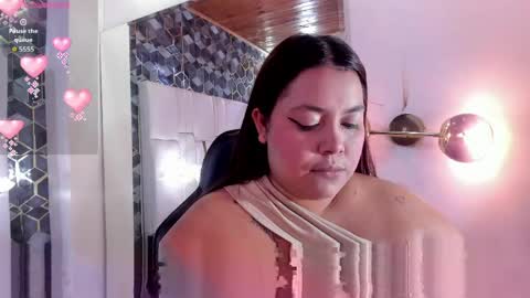 tatikanyx online show from May 17, 2026, 12:56 pm