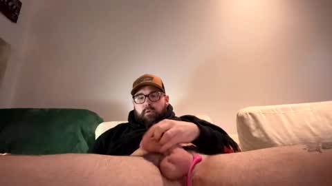 MrMrs online show from March 9, 2025, 3:43 am