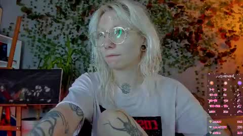Snapshot of tattoo_artbaby chatting on July 6, 2026, 4:42 am tattoo_artbaby online show from July 6, 2026, 4:42 am