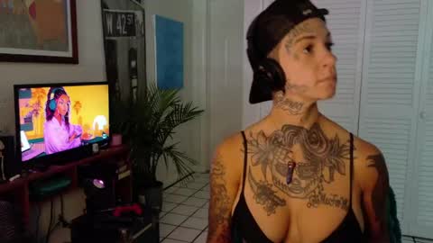 Natalia 3 online show from May 4, 2026, 1:07 pm