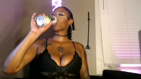 Snapshot of tattooedangelxx chatting on June 19, 2026, 2:38 am nyxxx online show from June 19, 2026, 2:38 am