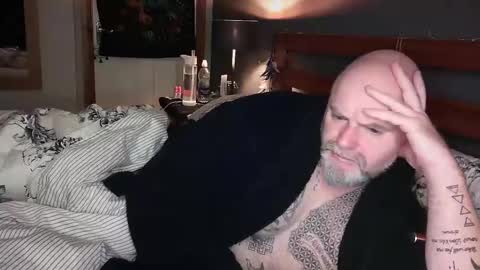 Tattooeddilf 01 online show from December 11, 2024, 1:58 am