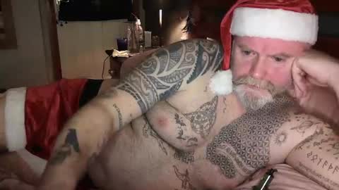Tattooeddilf 01 online show from December 22, 2024, 8:47 pm