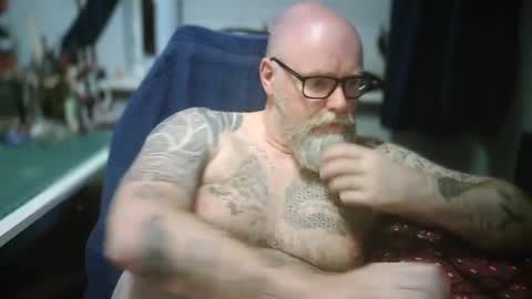 Tattooeddilf 01 online show from September 29, 2025, 10:03 pm