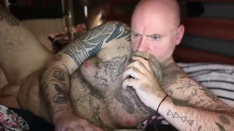 Tattooeddilf 01 online show from October 17, 2025, 10:23 pm