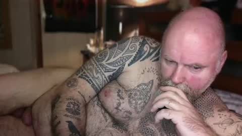 Tattooeddilf 01 online show from February 12, 2026, 12:05 am