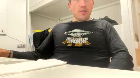 Tatuador40 online show from December 30, 2024, 11:28 pm