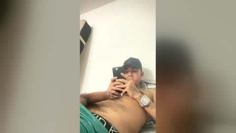 tatuajes777_7777 online show from February 26, 2026, 5:23 pm