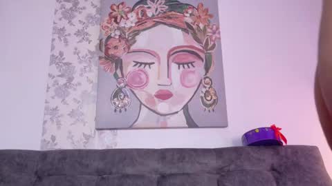 Snapshot of taty_miller chatting on April 28, 2026, 2:33 pm Taty Miller online show from April 28, 2026, 2:33 pm