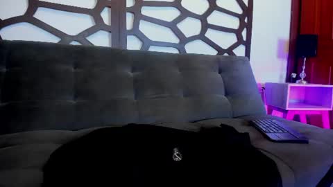 Taty Miller online show from July 14, 2026, 2:05 am