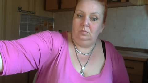 tatyanka_ online show from April 1, 2026, 12:06 pm