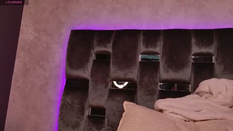 taurito___ online show from October 5, 2025, 5:17 am