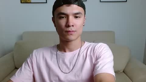 taurus4k online show from December 19, 2024, 2:45 am