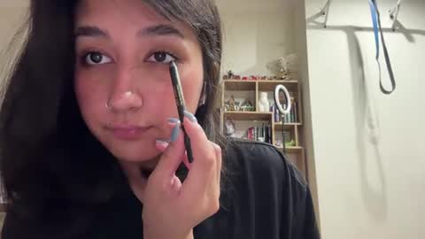 Snapshot of tawnyamartinek chatting on June 21, 2026, 7:11 am Riza online show from June 21, 2026, 7:11 am
