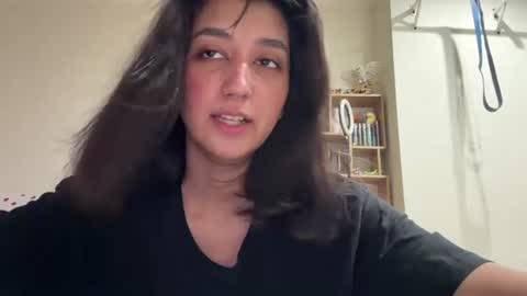 Snapshot of tawnyamartinek chatting on June 22, 2026, 7:05 am Riza online show from June 22, 2026, 7:05 am