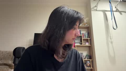 Snapshot of tawnyamartinek chatting on July 6, 2026, 7:16 am Riza online show from July 6, 2026, 7:16 am