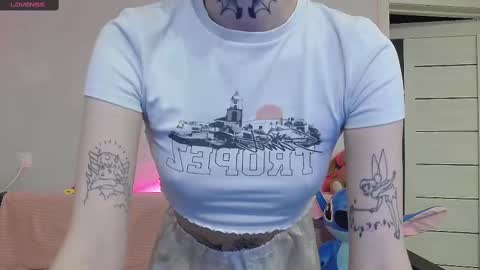 Taya online show from February 28, 2025, 4:10 pm