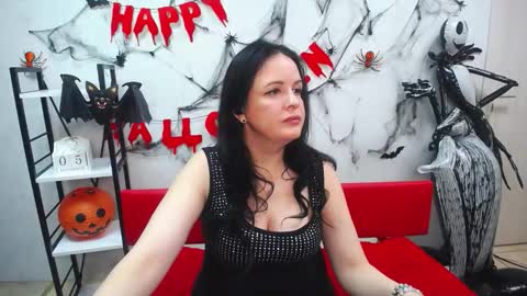 TayaBoret online show from November 5, 2025, 7:03 pm