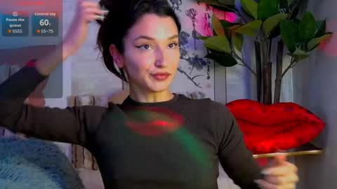 TayaKayan online show from December 23, 2025, 10:46 am