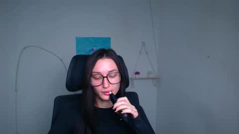 Taya online show from February 3, 2026, 6:40 am