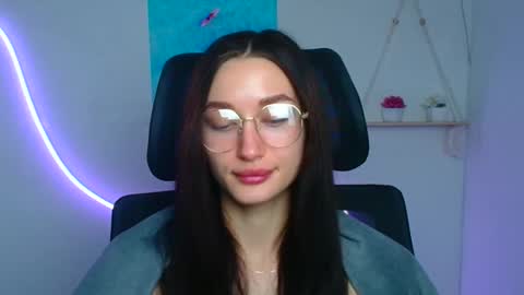 Taya online show from February 23, 2026, 6:44 am