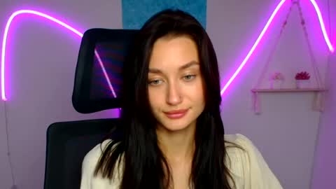 Snapshot of tayavibe chatting on June 18, 2026, 5:41 am Taya online show from June 18, 2026, 5:41 am