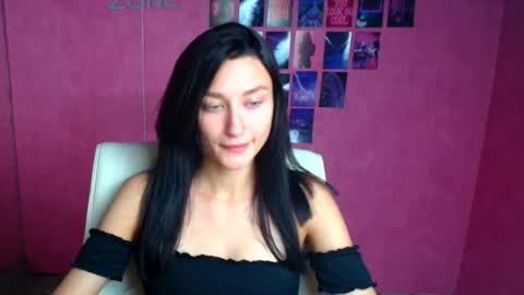 Snapshot of tayavibe chatting on August 3, 2026, 5:39 am Taya online show from August 3, 2026, 5:39 am