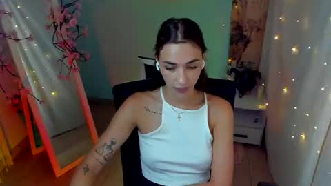 Snapshot of tayla_candy chatting on July 1, 2026, 7:21 am Tayla online show from July 1, 2026, 7:21 am