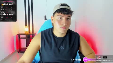 Snapshot of tayler_lc chatting on December 4, 2025, 2:54 am tayler online show from December 4, 2025, 2:54 am