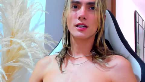 Snapshot of tayler_swift1 chatting on October 13, 2025, 2:50 pm tayler_swift1 online show from October 13, 2025, 2:50 pm