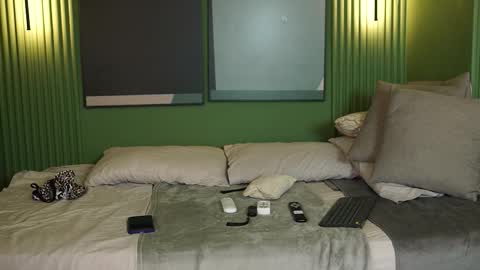 Snapshot of taylerkim chatting on September 27, 2025, 6:24 pm Teylor Kim online show from September 27, 2025, 6:24 pm