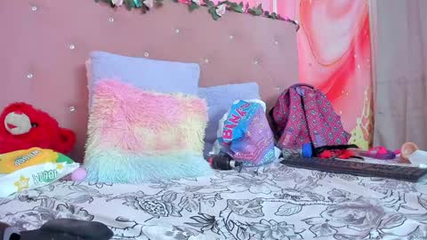 Sarah  online show from February 6, 2025, 10:10 pm