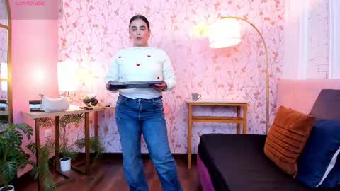 Taylor Bennet online show from July 19, 2026, 12:20 pm