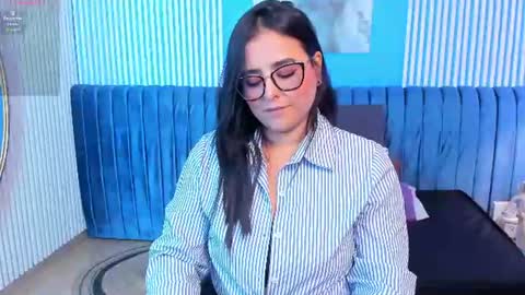 Taylor Bennet online show from July 28, 2026, 7:39 pm