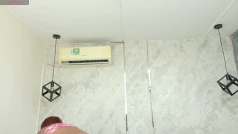 taylor_gil0 online show from July 2, 2026, 12:55 pm