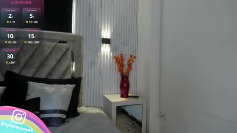 Taylor Harveey online show from February 23, 2026, 10:51 pm