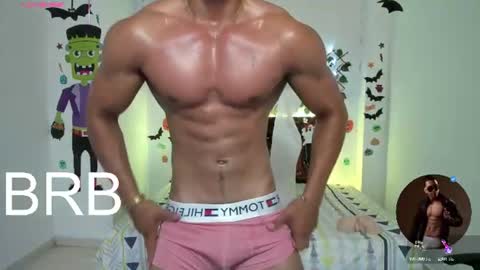 Snapshot of taylor_johnn chatting on July 17, 2026, 3:39 pm Penagos zz online show from July 17, 2026, 3:39 pm
