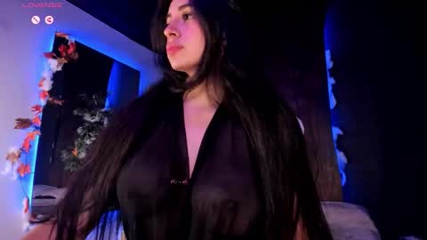 Snapshot of taylor_jonnees chatting on October 25, 2025, 4:46 pm Taylor Help me to get 100 thumbs up online show from October 25, 2025, 4:46 pm