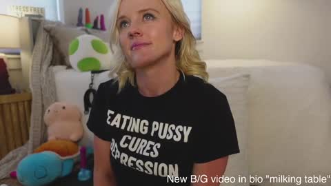 Snapshot of taylor_love_303 chatting on February 17, 2025, 9:19 pm Taylor -- online show from February 17, 2025, 9:19 pm