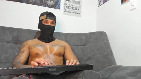 Taylor Mccarthy online show from October 20, 2025, 2:34 am