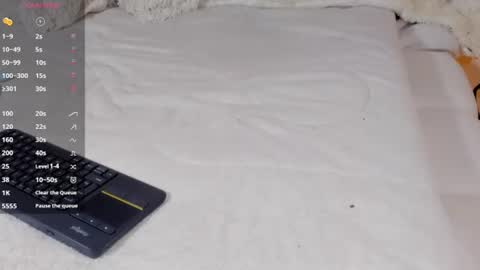 taylor rios online show from July 14, 2026, 1:52 am